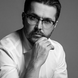 Олег Курников