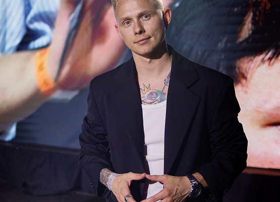 Бесплатный мастер-класс по укладкам от Reuzel