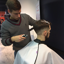 Obuchenie barberingu na kurse Rasshirennyi barber apgreid